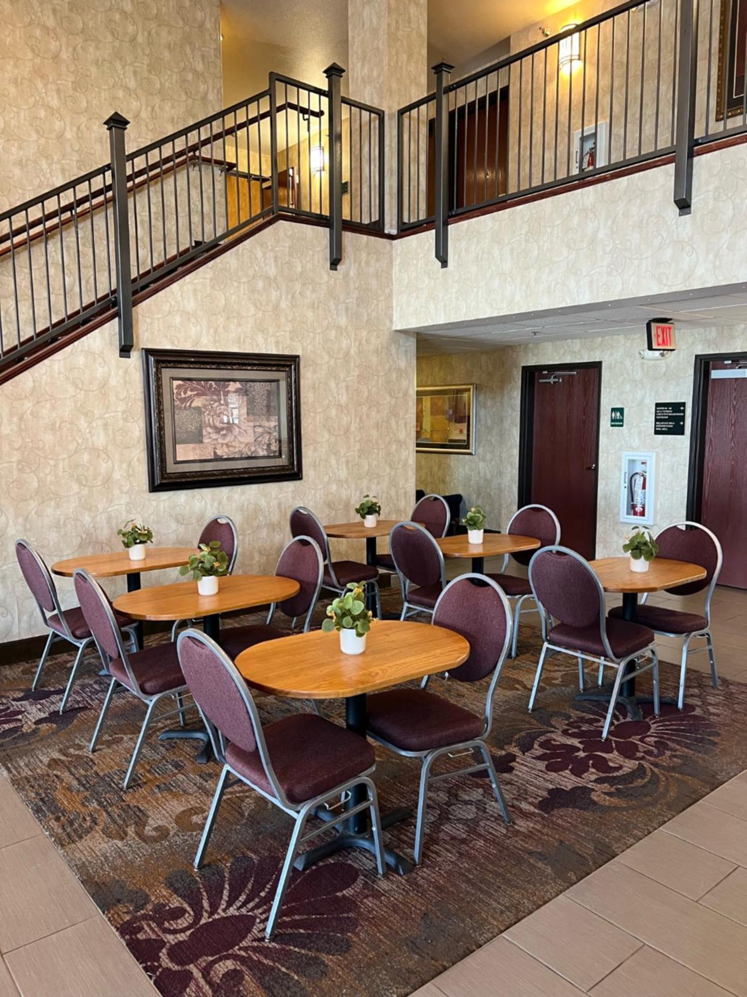 Grandstay Hotel & Suites Becker Экстерьер фото